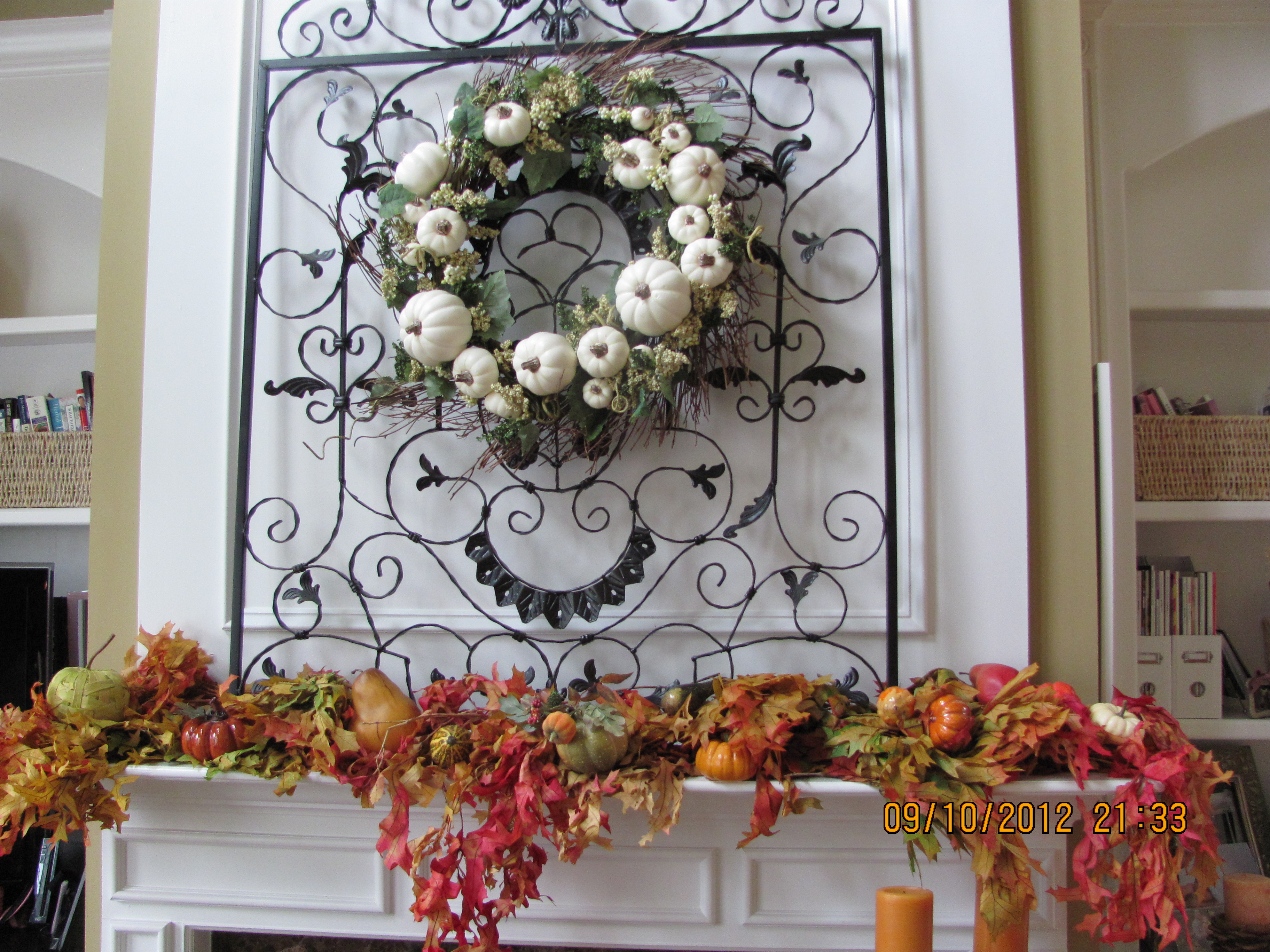 Decorated mantel for Fall
