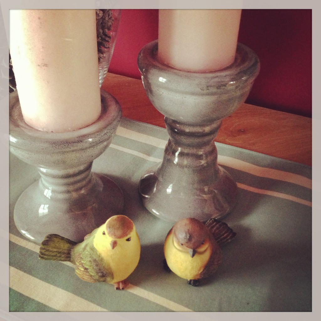 Add little birds to your table 