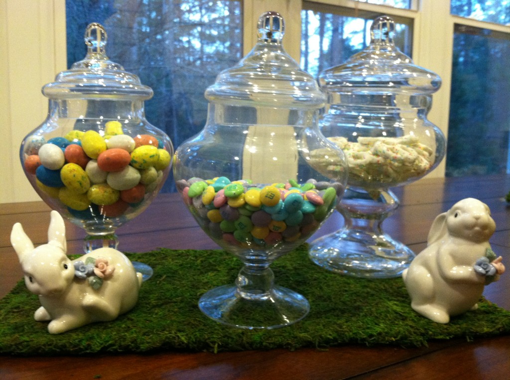 Easter Apothecary Jars - MommyDecorates.com